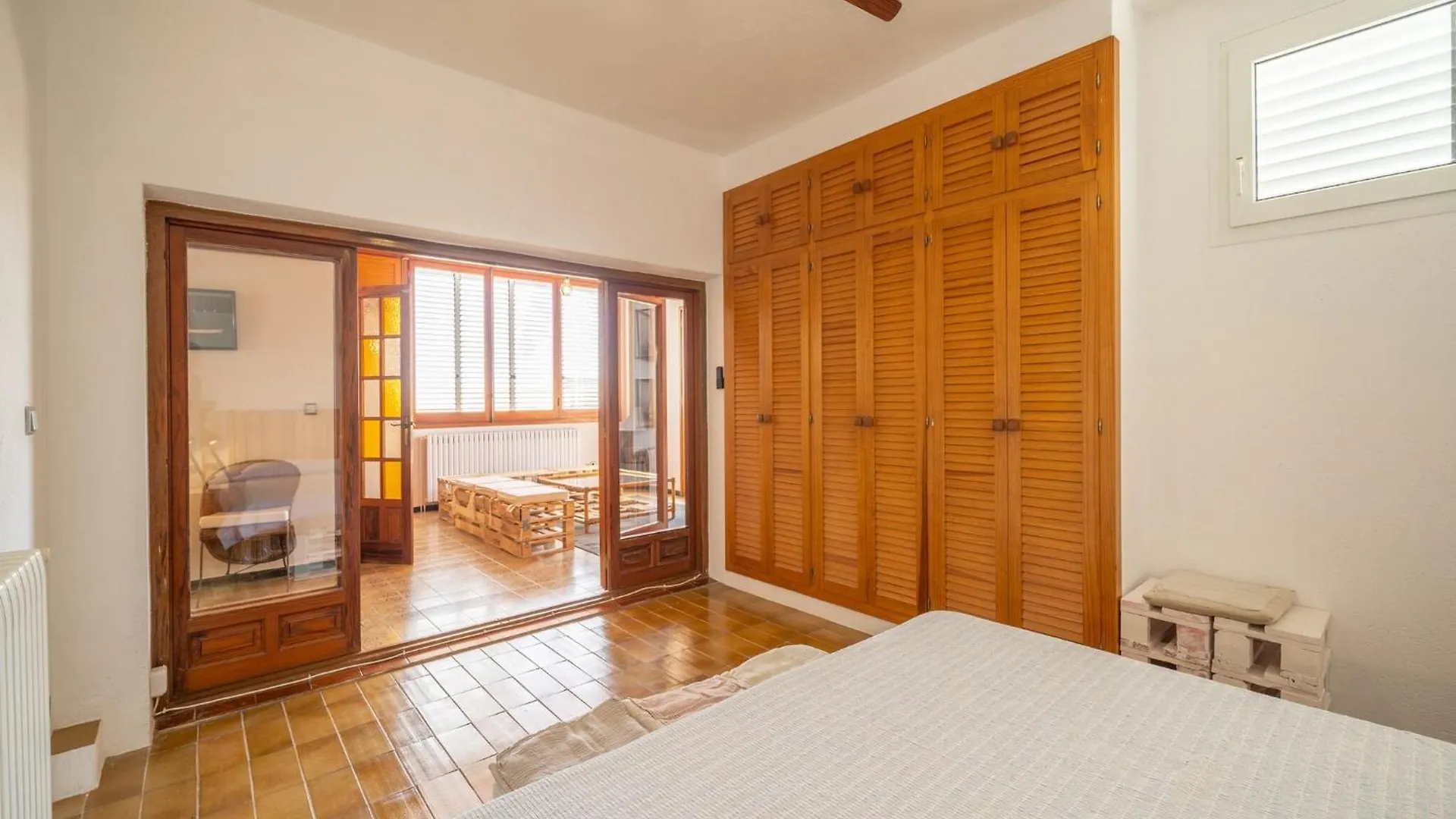 Spacious Villa In Costa Brava L' Escala