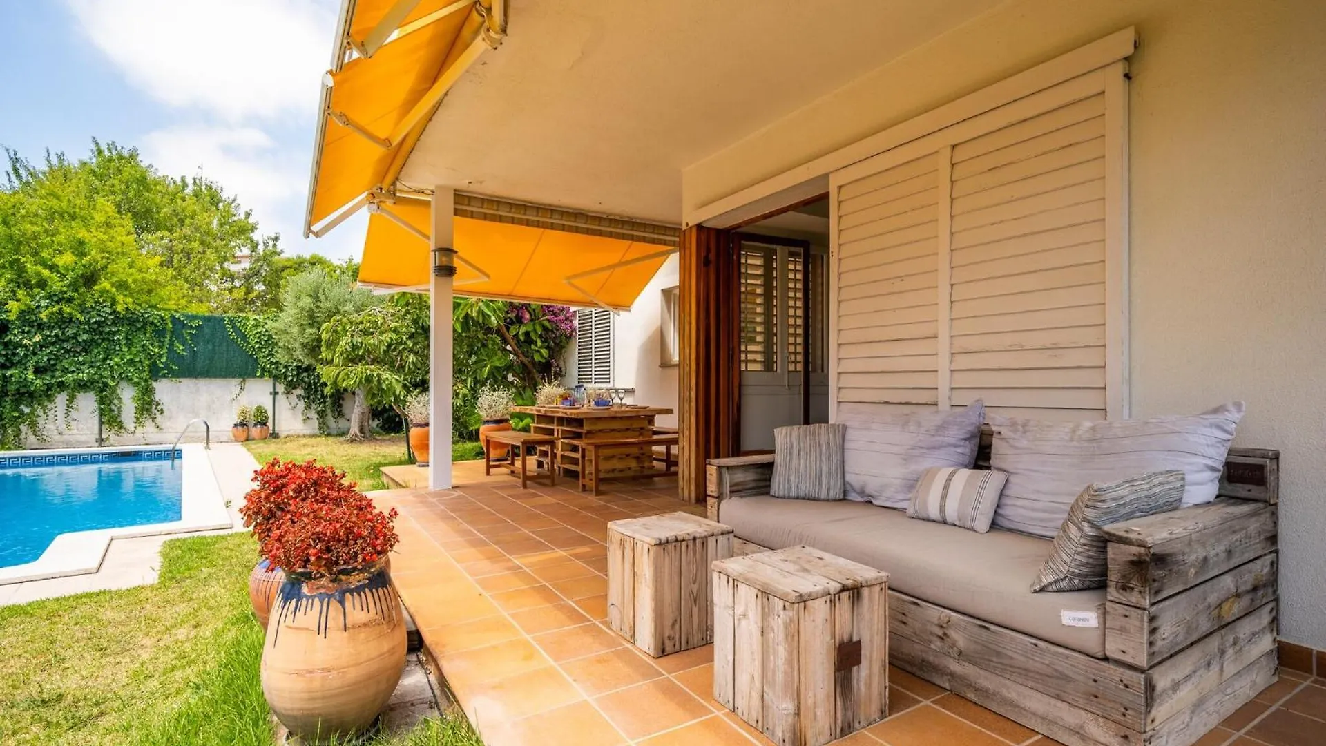 Spacious Villa In Costa Brava L' Escala