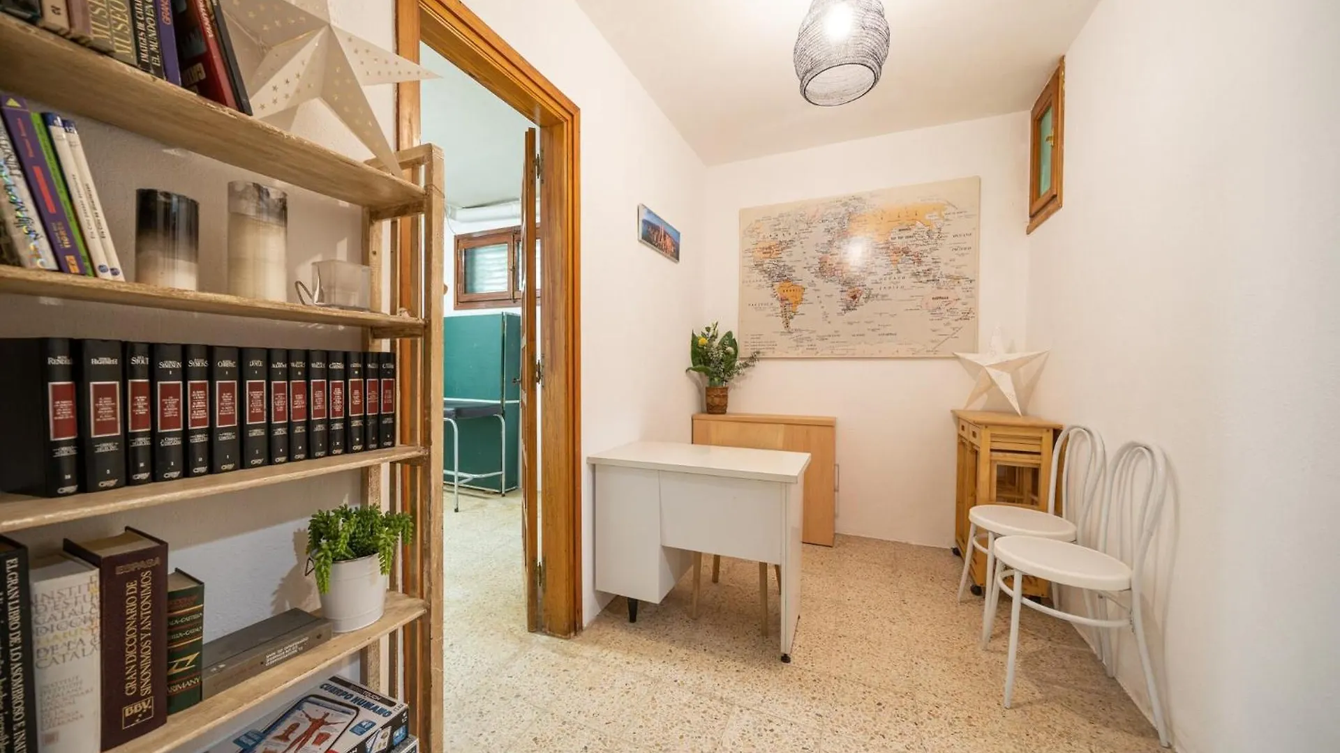 Spacious Villa In Costa Brava L' Escala