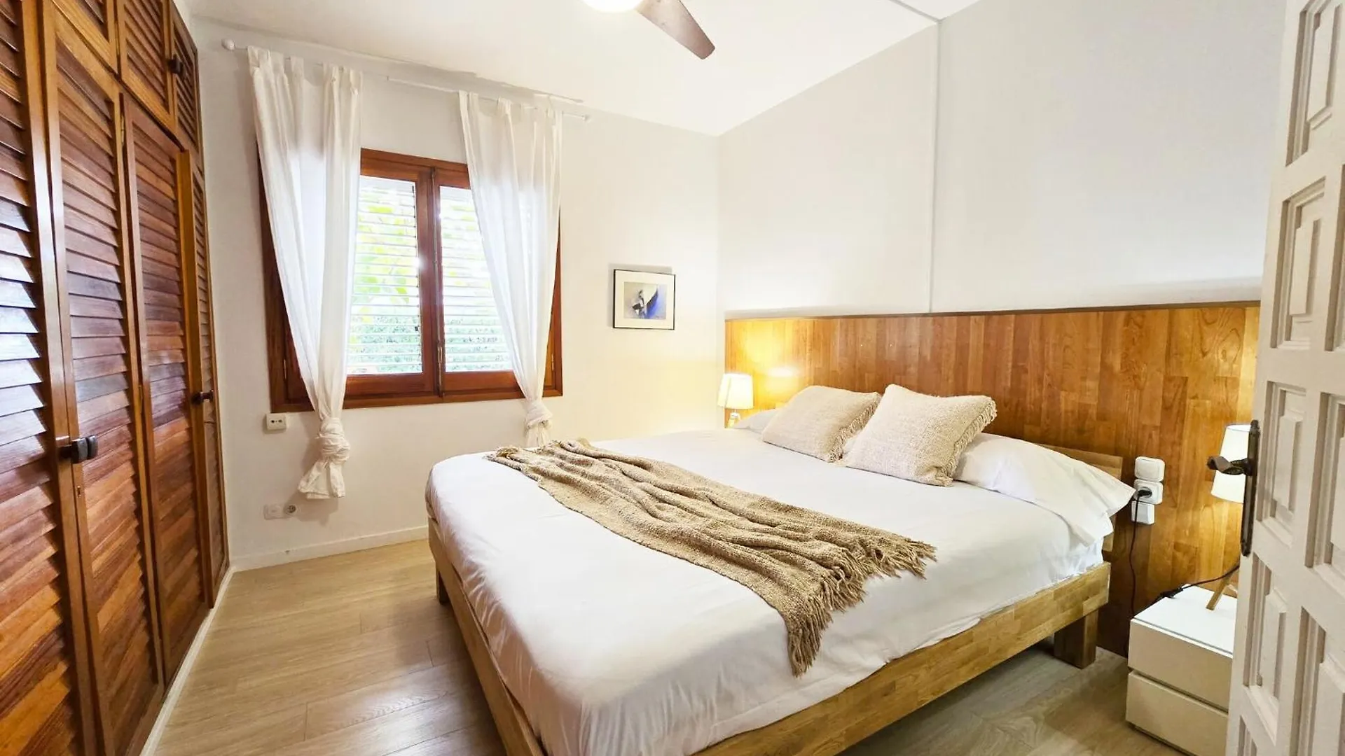 Spacious Villa In Costa Brava L' Escala